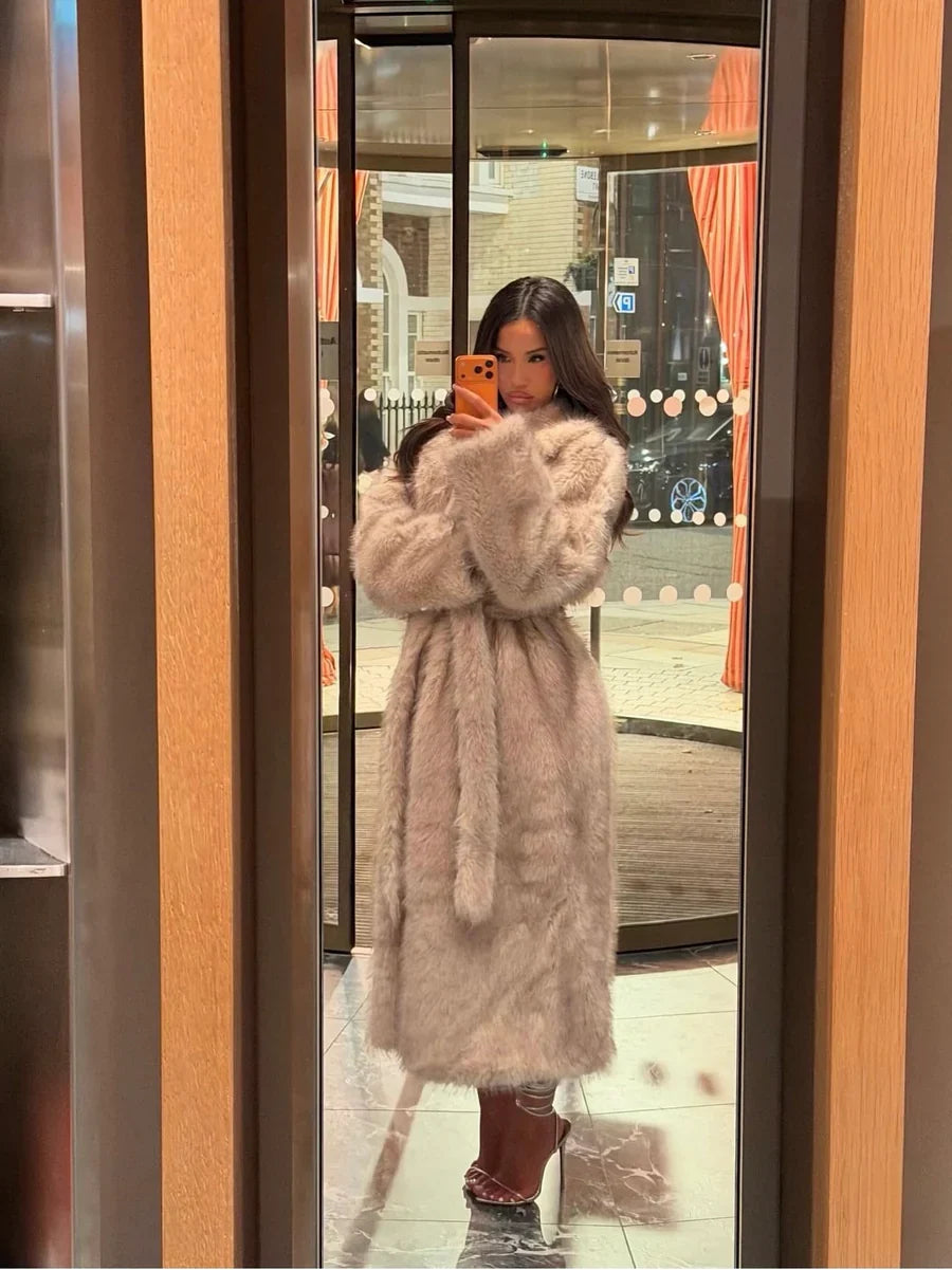 Evie | Womens Faux Fur Oversized Collared Maxi Coat