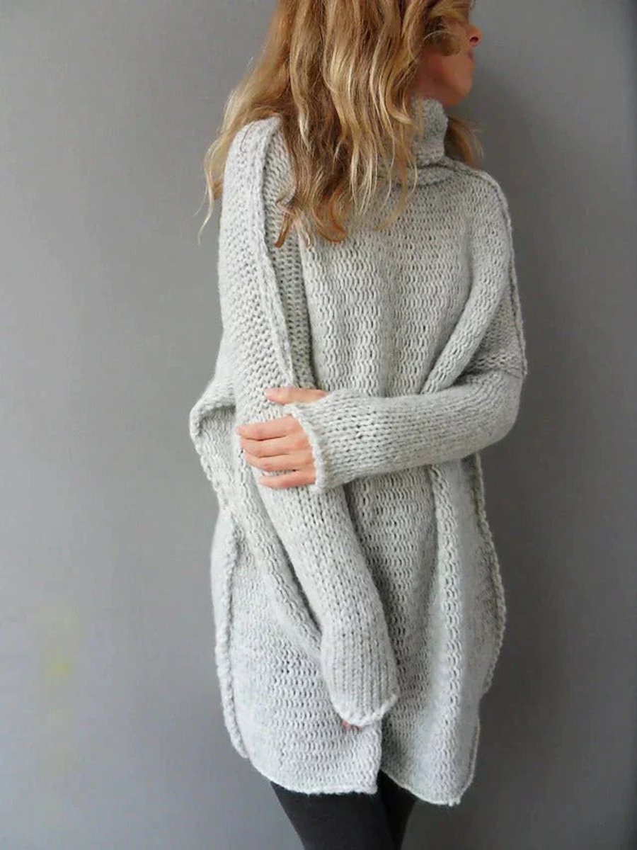 Nancy | Oversized Knitted Turtleneck Sweater with Side Slits